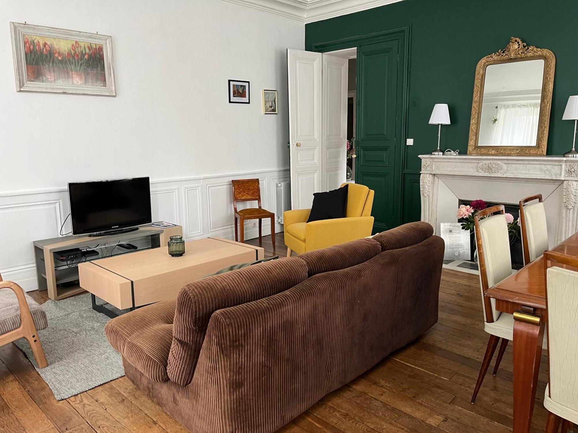 אובוסון La Villa Louana 2 Appartement 100 M2 Charme De L Ancien En Coeur De Ville מראה חיצוני תמונה
