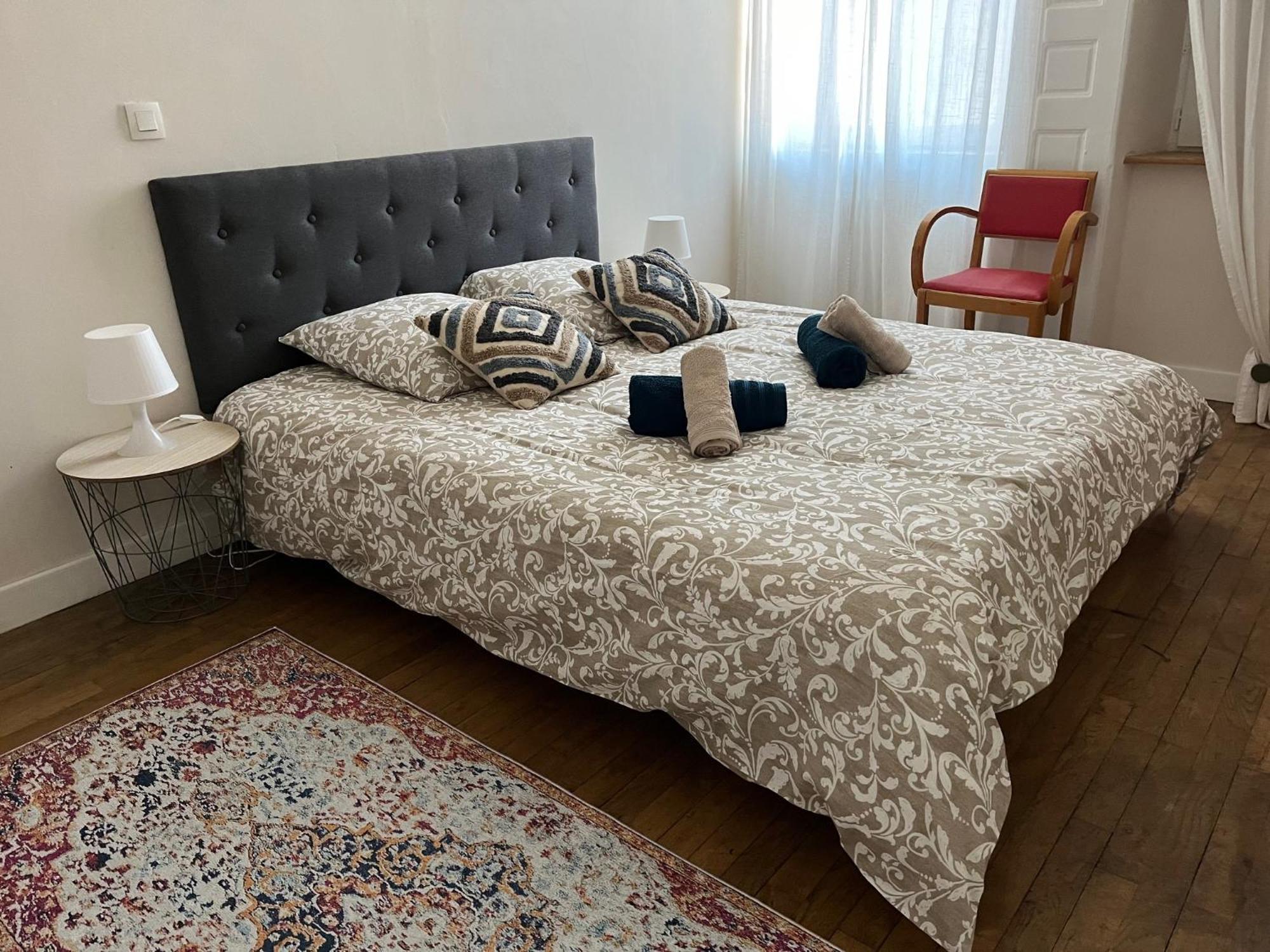 אובוסון La Villa Louana 2 Appartement 100 M2 Charme De L Ancien En Coeur De Ville מראה חיצוני תמונה